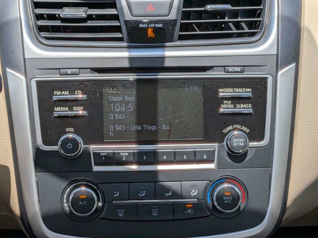 2017 Nissan Altima  - 23037809 - 16