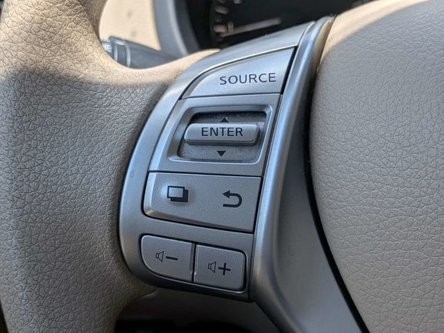 2017 Nissan Altima  - 23037809 - 23