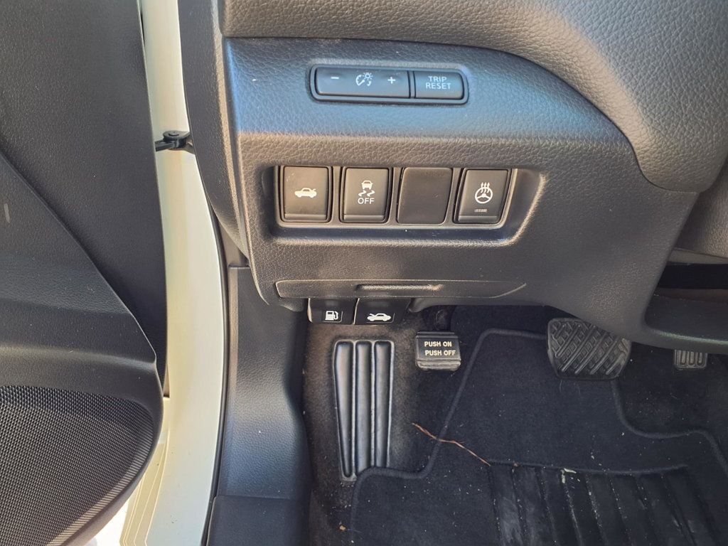 Nissan Altima photo 12