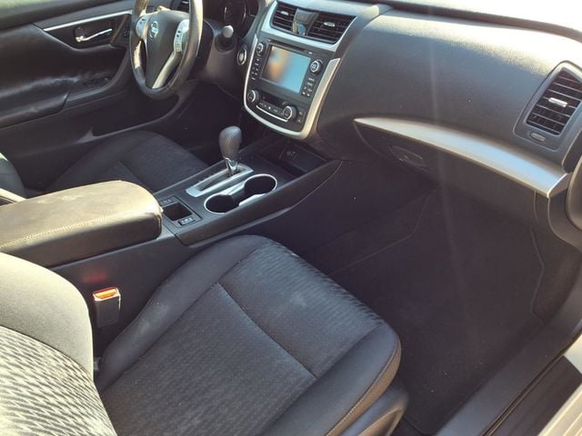 2017 Nissan Altima 2017.5 2.5 SV Sedan - 23081111 - 17