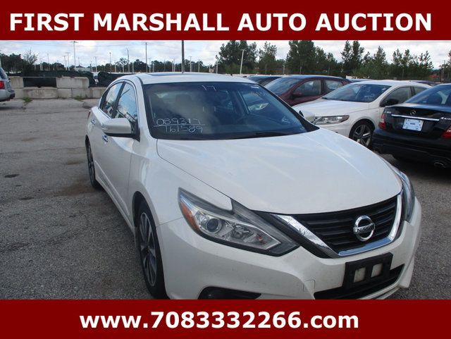 2017 Nissan Altima 2.5 - 22934669 - 2