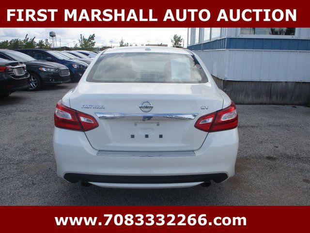 2017 Nissan Altima 2.5 - 22934669 - 3