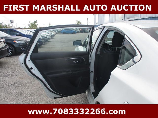 2017 Nissan Altima 2.5 - 22934669 - 4