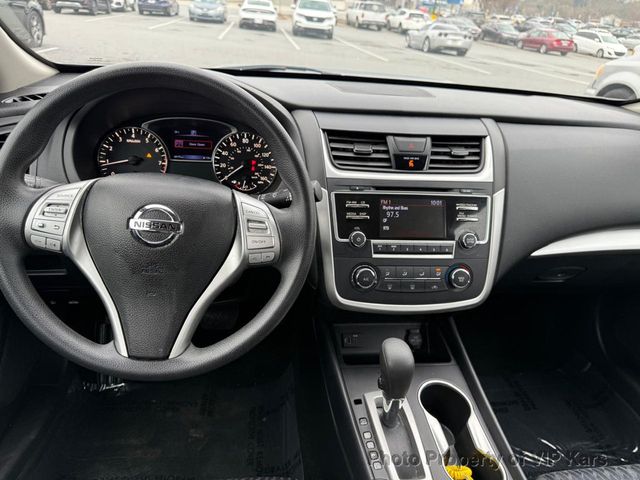 2017 Nissan Altima 2.5 - 22992297 - 15