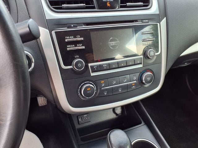 2017 Nissan Altima 2.5 - 22915971 - 11