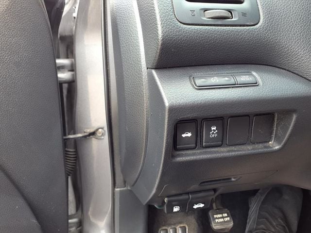 2017 Nissan Altima 2.5 - 22915971 - 14