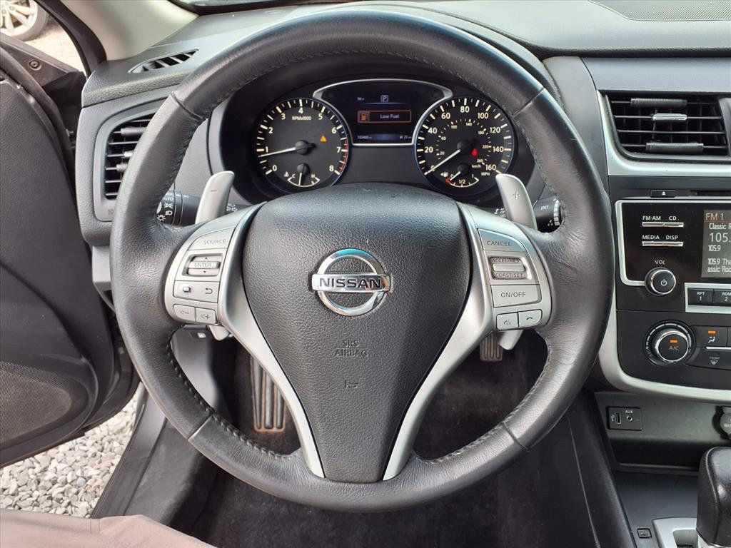 2017 Nissan Altima 2.5 - 22915971 - 8