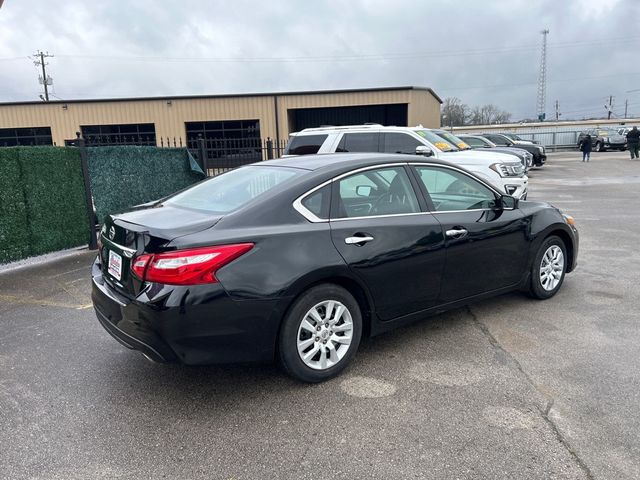 2017 Nissan Altima 2.5 - 22991688 - 3