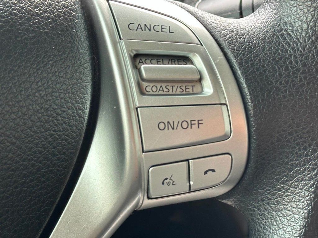 2017 Nissan Altima 2.5 - 22891534 - 28