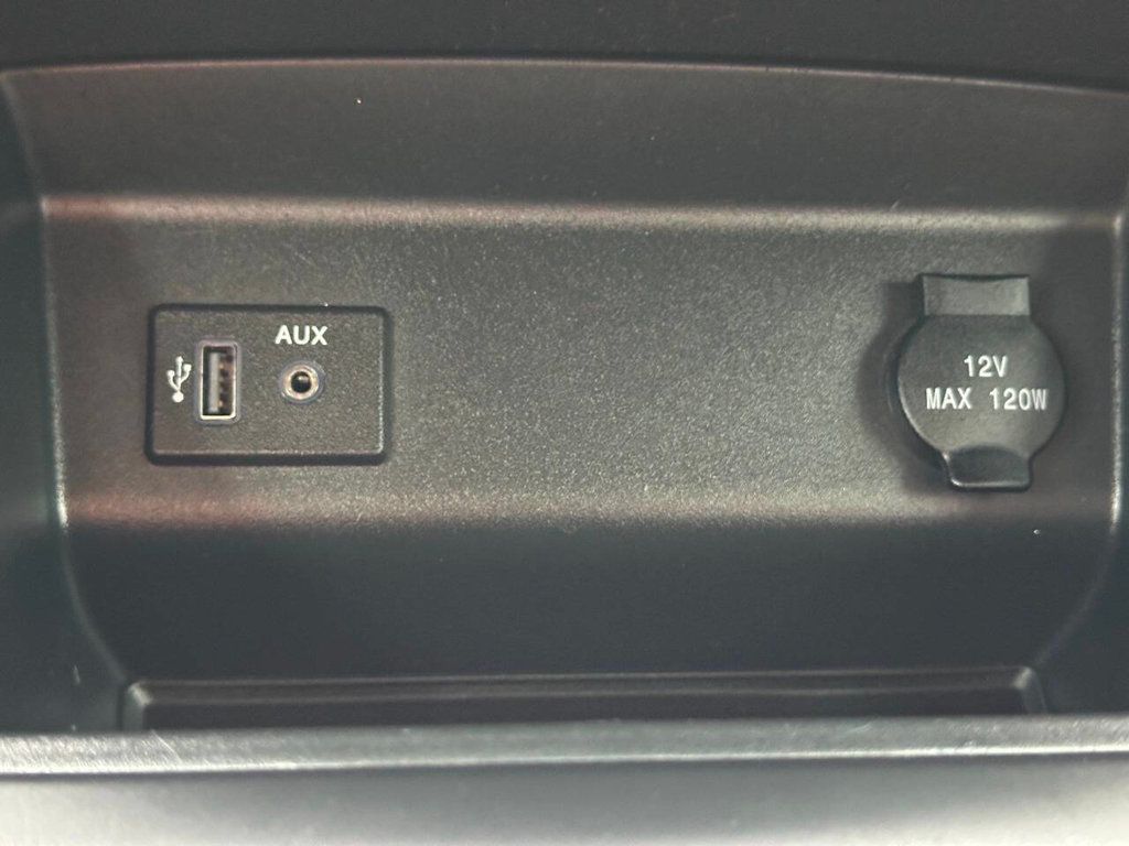 2017 Nissan Altima 2.5 - 22891534 - 39