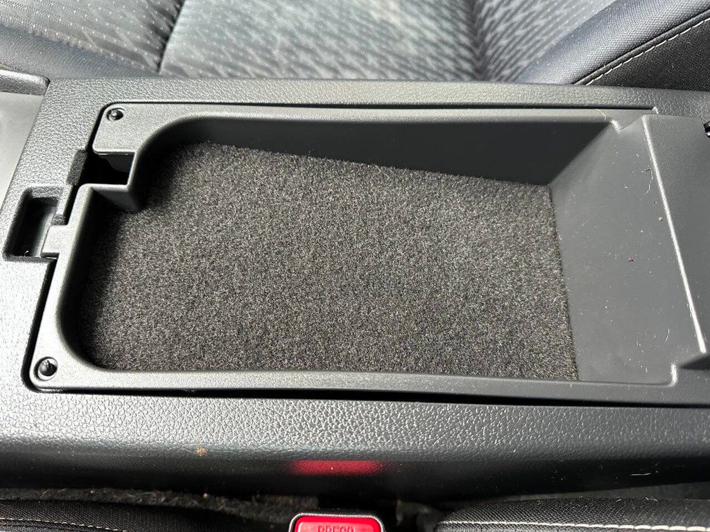 2017 Nissan Altima 2.5 - 22891534 - 41