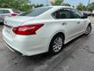 2017 Nissan Altima 2.5 - 22891534 - 6