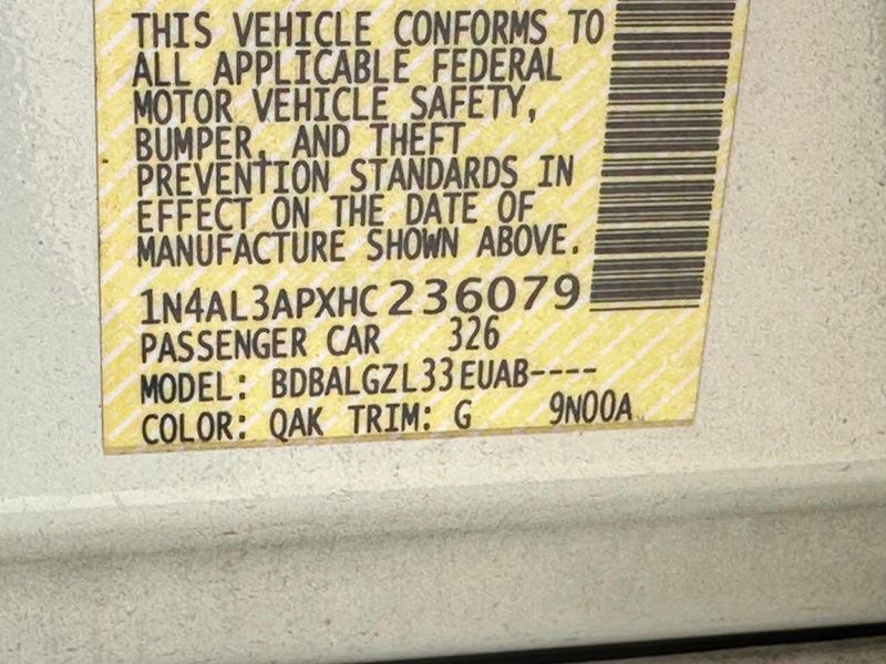 2017 Nissan Altima 2.5 - 22910489 - 15