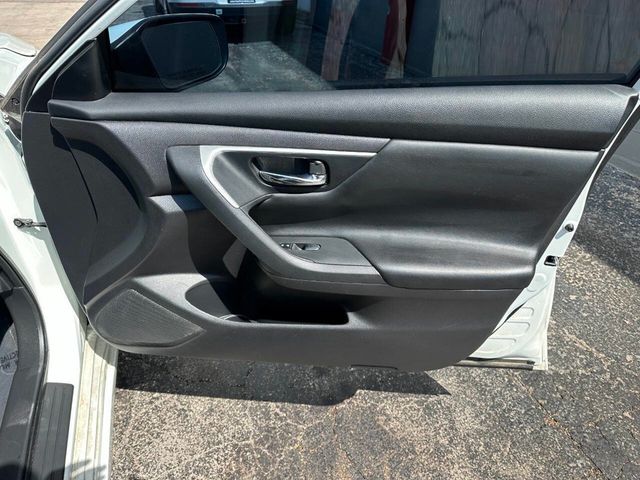 2017 Nissan Altima 2.5 - 22910489 - 22