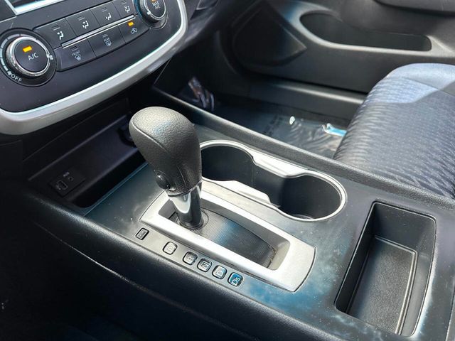 2017 Nissan Altima 2.5 - 22910489 - 38