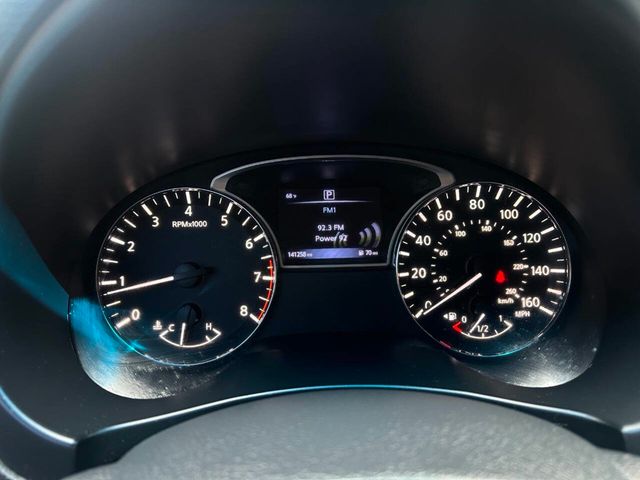 2017 Nissan Altima 2.5 - 22910489 - 42