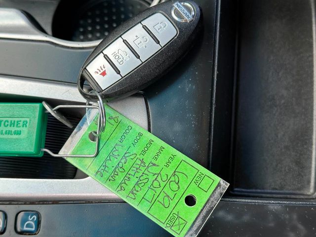 2017 Nissan Altima 2.5 - 22910489 - 44