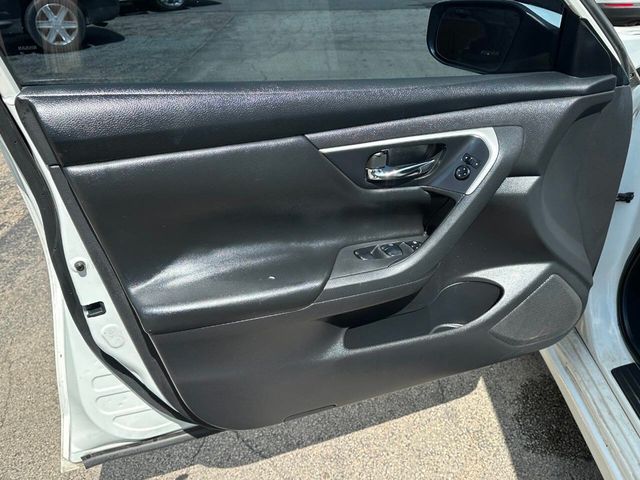 2017 Nissan Altima 2.5 - 22910489 - 8