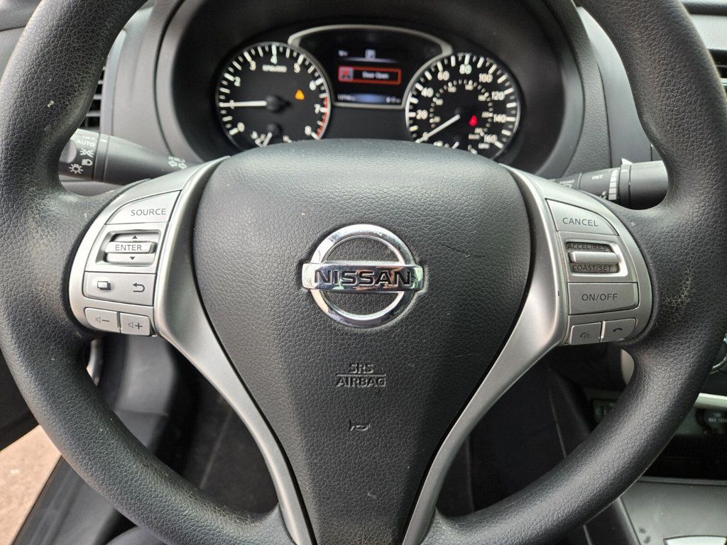 2017 Nissan Altima 2.5 S - 22975838 - 13