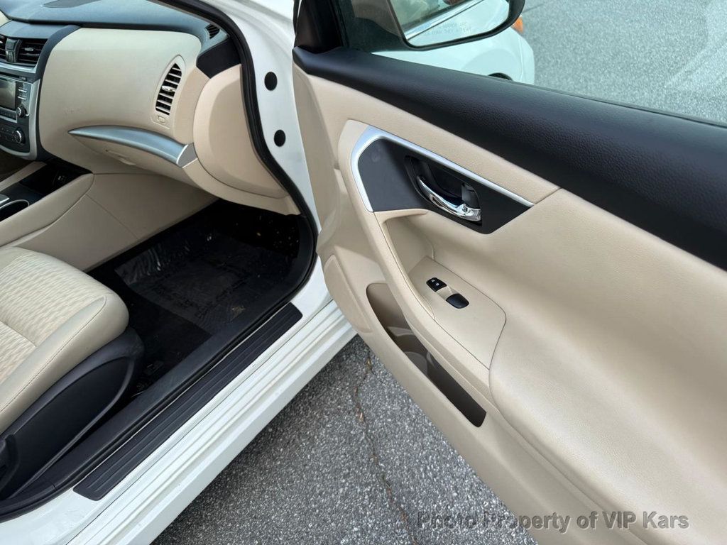 2017 Nissan Altima 2.5 S - 23007585 - 11