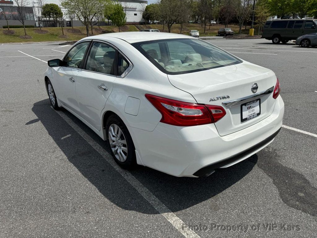 2017 Nissan Altima 2.5 S - 23007585 - 6