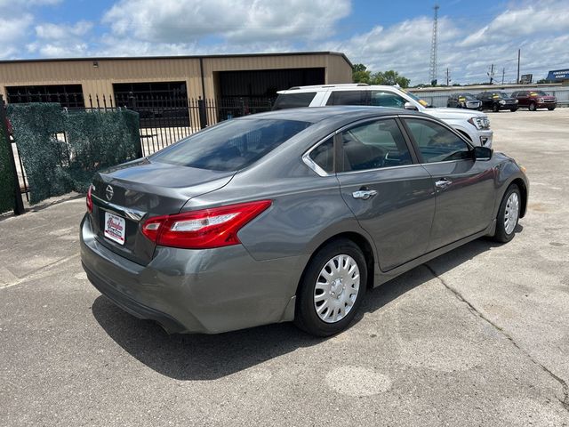 2017 Nissan Altima 2.5 S - 23044737 - 3