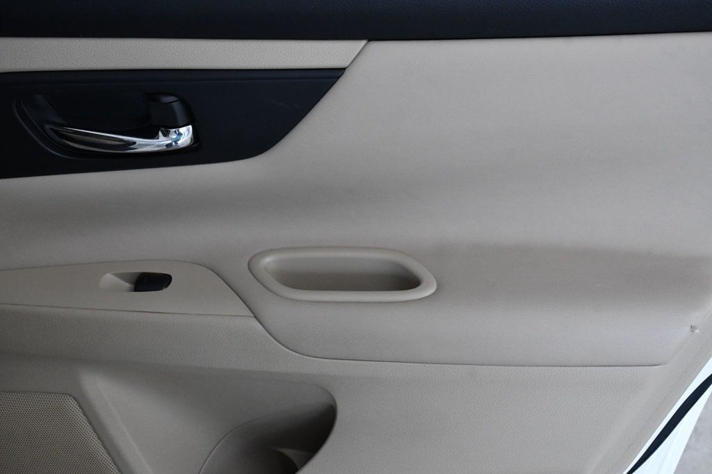 2017 Nissan Altima 2.5 S - 22914341 - 14