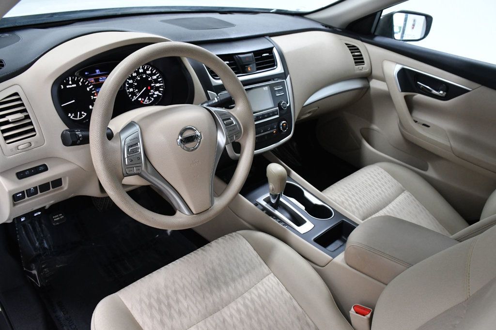 2017 Nissan Altima 2.5 S - 22914341 - 7