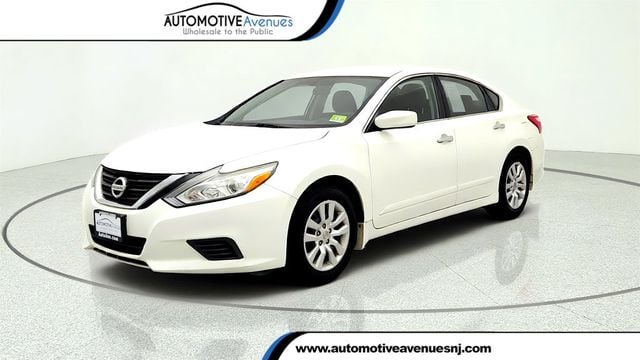 2017 Nissan Altima 2.5 S - 23056781 - 0