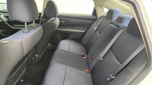 2017 Nissan Altima 2.5 S - 23056781 - 19