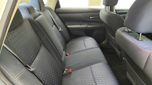 2017 Nissan Altima 2.5 S - 23056781 - 21