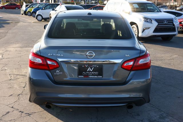 2017 Nissan Altima 2.5 SL - 22979796 - 13