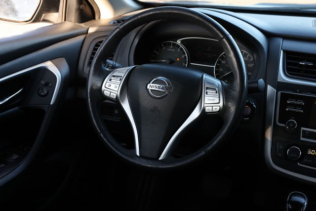 2017 Nissan Altima 2.5 SL - 22979796 - 31