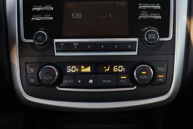 2017 Nissan Altima 2.5 SL - 22979796 - 35