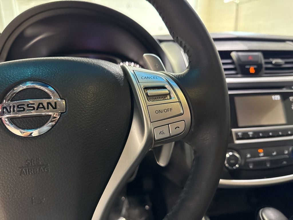 2017 Nissan Altima 2.5 SR - 23011102 - 9