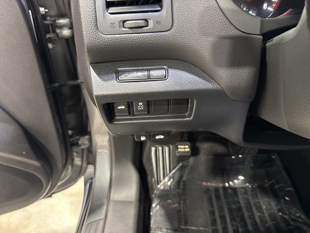 2017 Nissan Altima 2.5 SR - 23011102 - 11