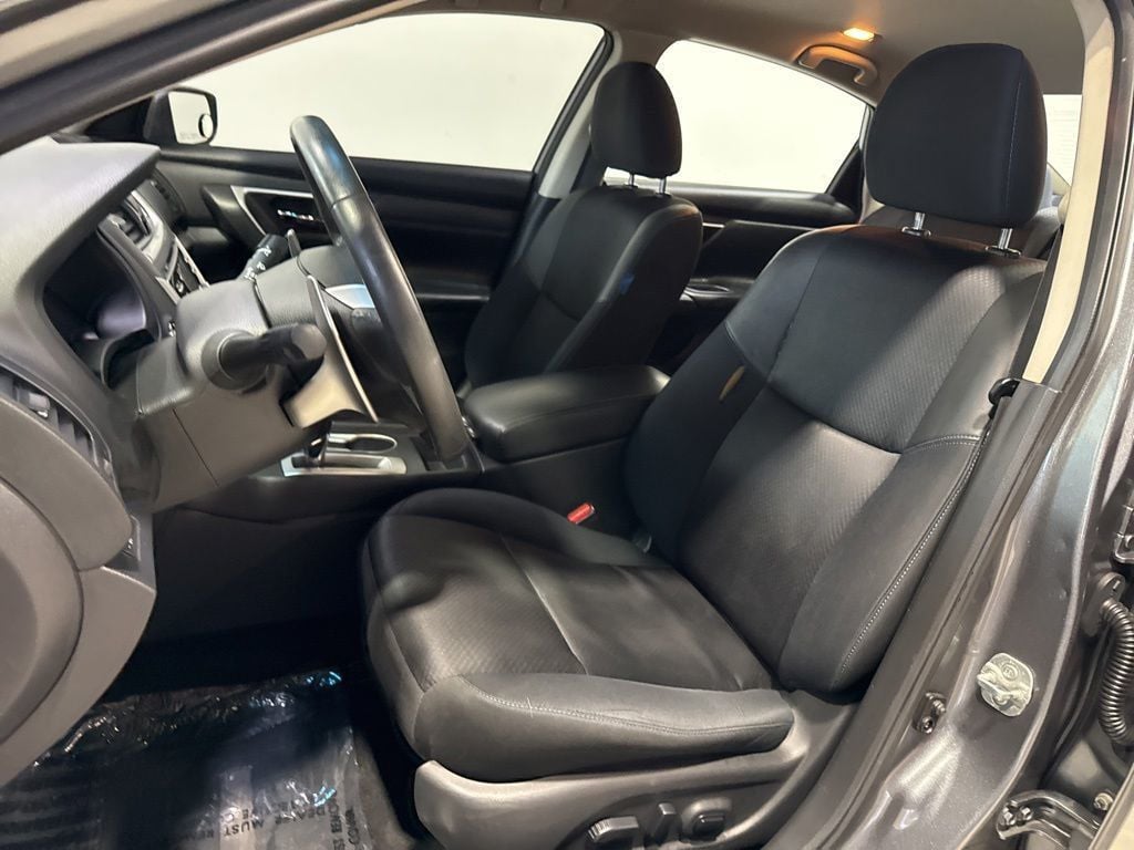 2017 Nissan Altima 2.5 SR - 23011102 - 20
