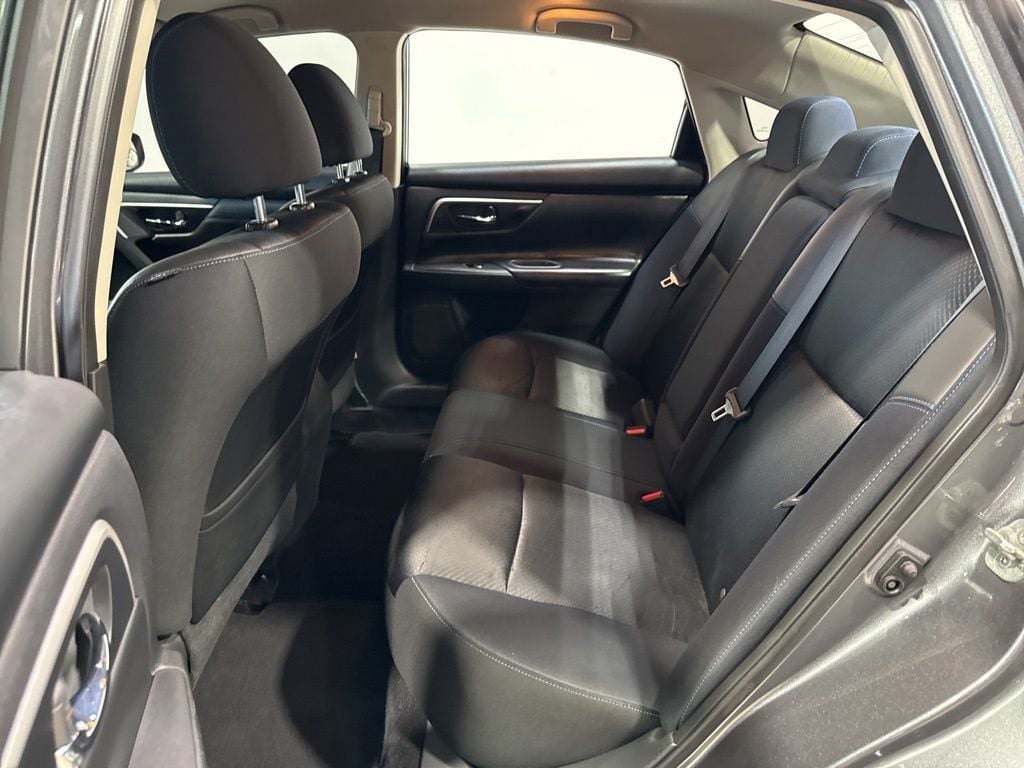 2017 Nissan Altima 2.5 SR - 23011102 - 24