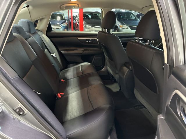 2017 Nissan Altima 2.5 SR - 23011102 - 29