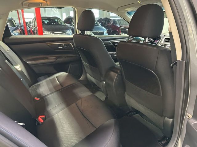 2017 Nissan Altima 2.5 SR - 23011102 - 30