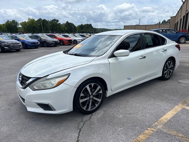 2017 Nissan Altima 2.5 SR - 23057122 - 2