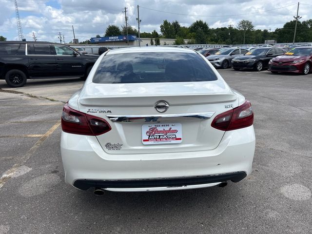 2017 Nissan Altima 2.5 SR - 23057122 - 4