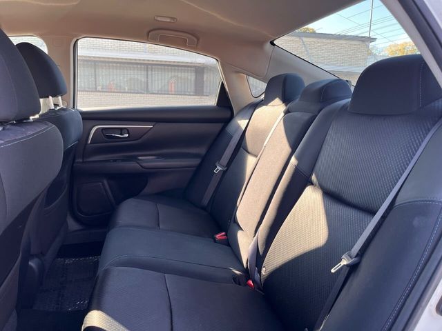 2017 Nissan Altima 2.5 SR - 22214427 - 11