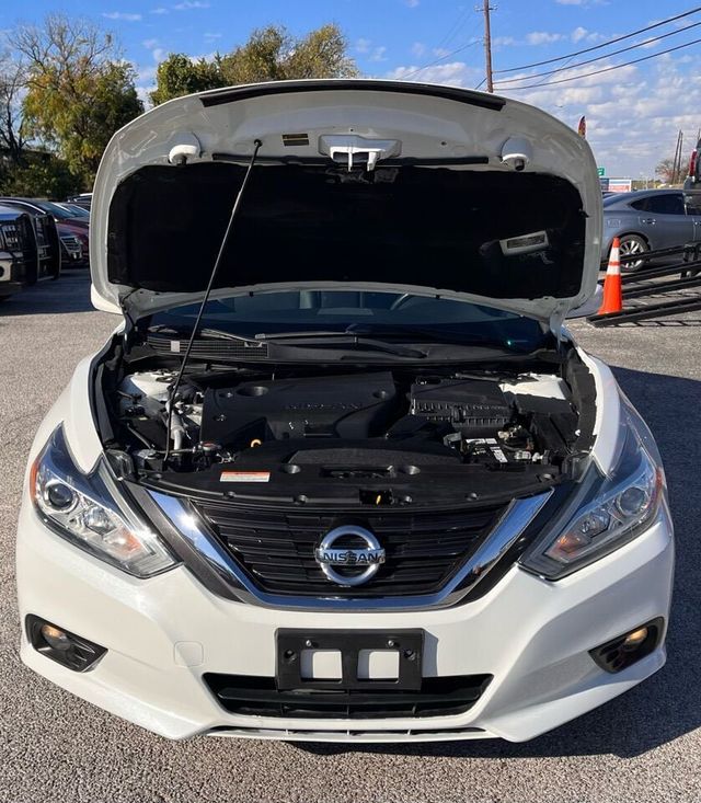 2017 Nissan Altima 2.5 SR - 22214427 - 21