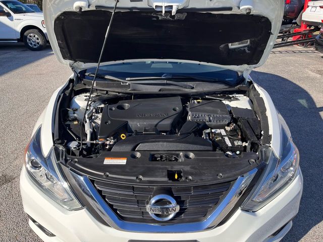 2017 Nissan Altima 2.5 SR - 22214427 - 22