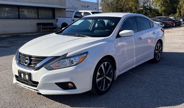 2017 Nissan Altima 2.5 SR - 22214427 - 2