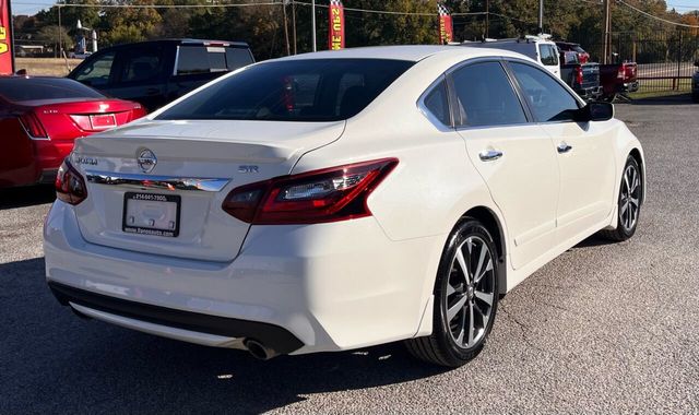 2017 Nissan Altima 2.5 SR - 22214427 - 6