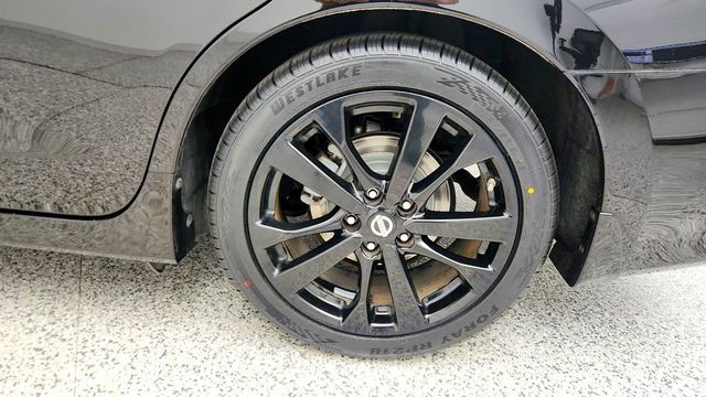 2017 Nissan Altima 2.5 SR Midnight Edition - 23016478 - 8