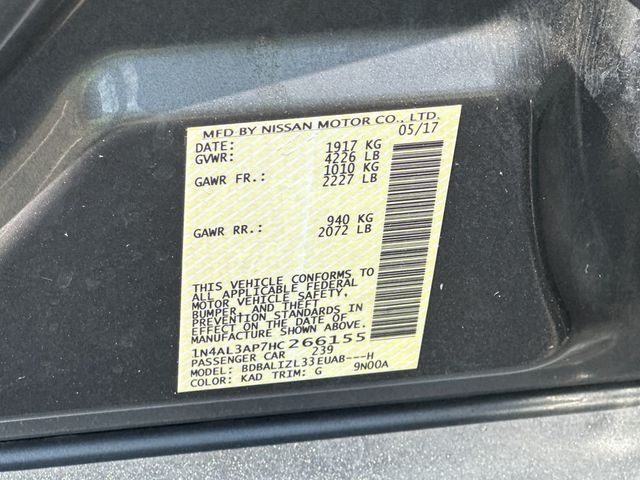 2017 Nissan Altima 2.5 SV - 22998387 - 21