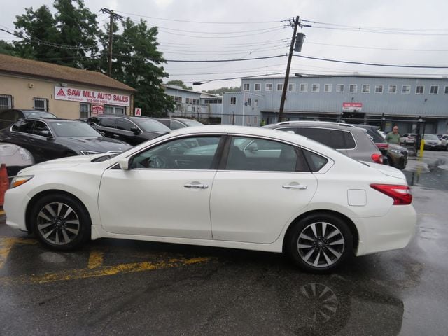 2017 Nissan Altima 2.5 SV - 23061744 - 2